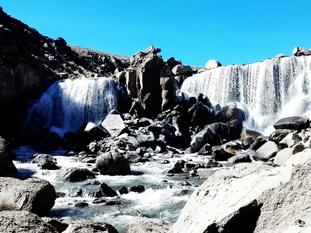 arequipa pause waterfall