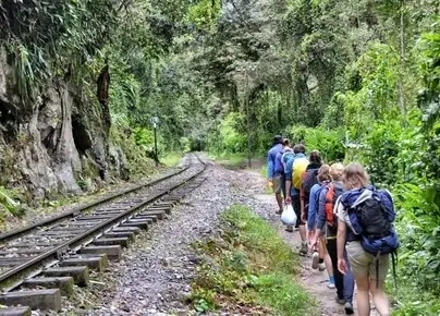 수력 전기에서 Cusco로 편도 이동