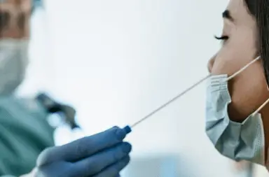 리마 여행자를 위한 COVID-19 항원 테스트