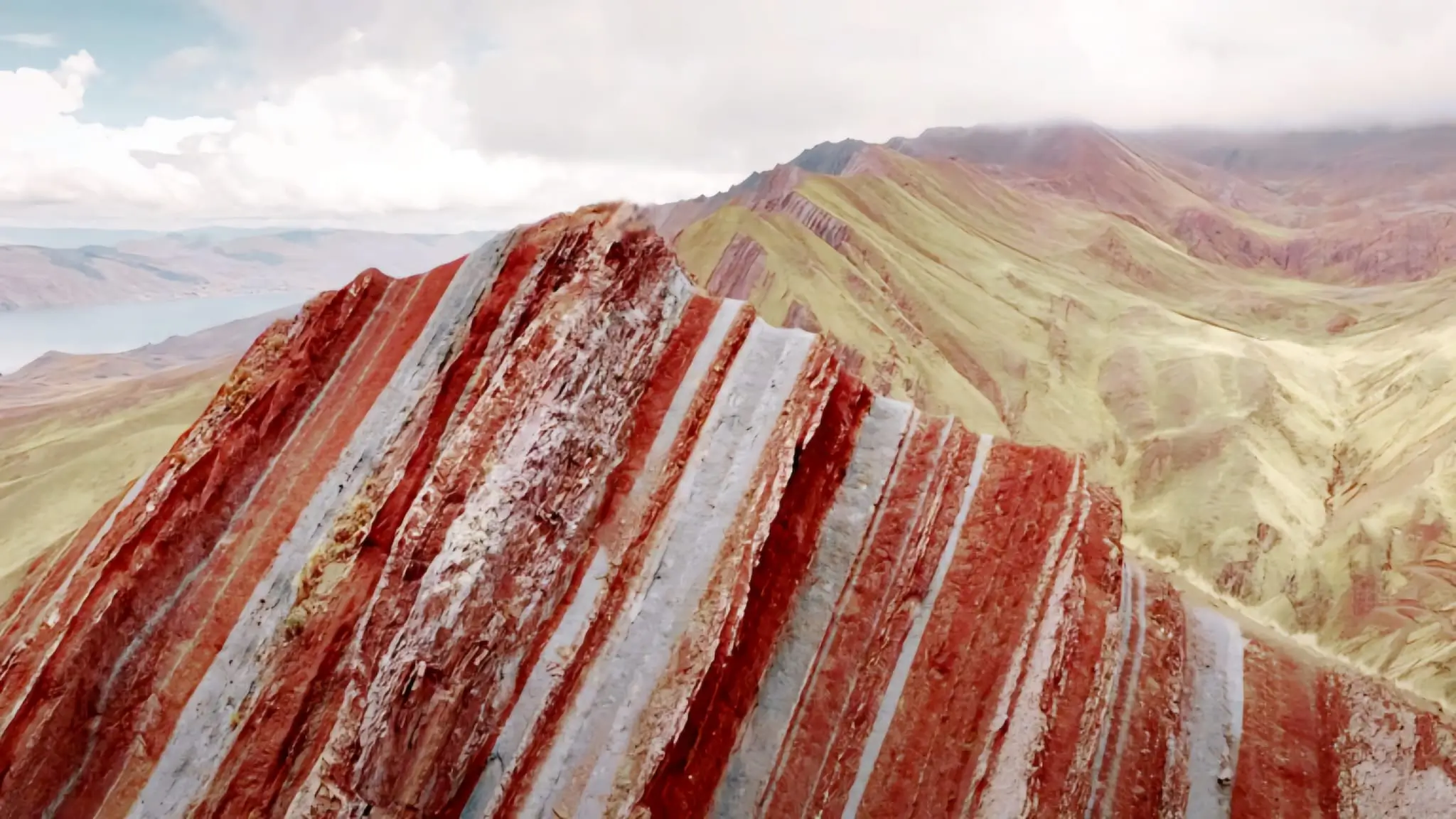 팔레이 펀추 레인보우 마운틴